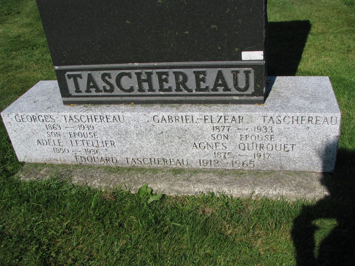 La pierre de Georges Taschereau et d'Adèle Letellier, cimetière de Sainte-Marie